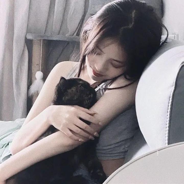 这个男主有点冷